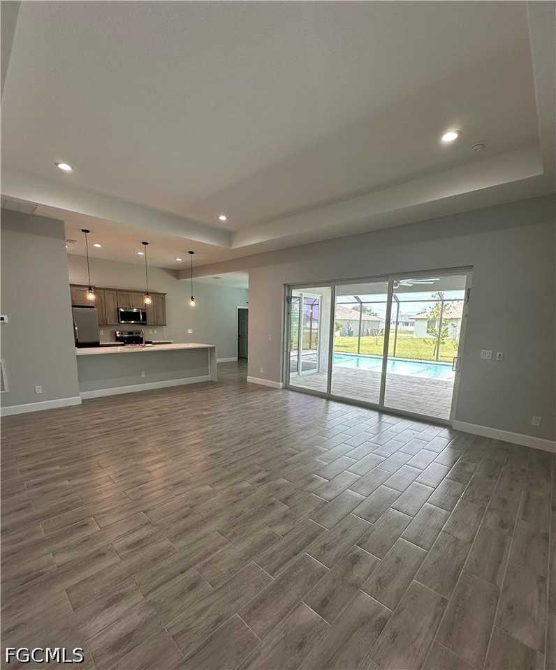 1017 Nw 10th Ave - Photo 6 of 19