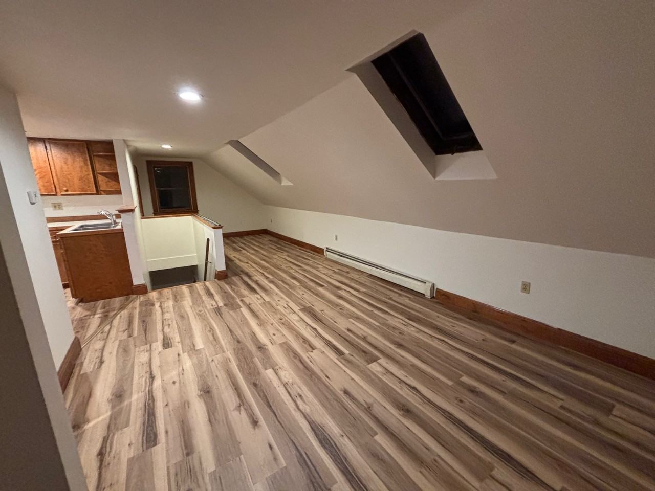 200 S Main St #4 - Photo 4 of 9