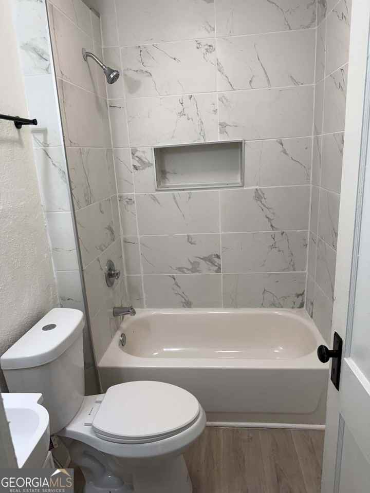 600 S Harlem Cir - Photo 3 of 8