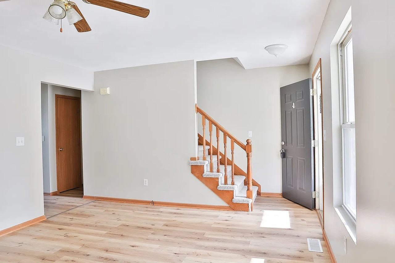 3034 Elijah Pkwy #1 - Photo 3 of 10