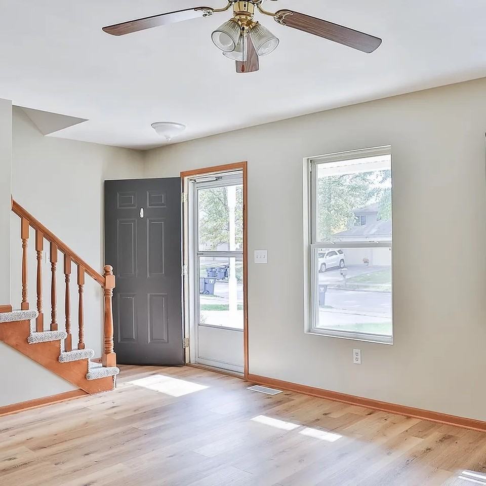 3034 Elijah Pkwy #1 - Photo 4 of 10
