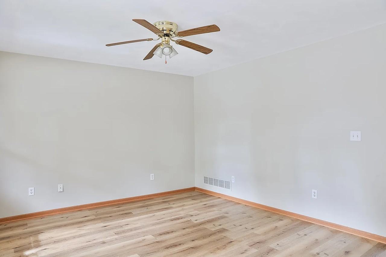 3034 Elijah Pkwy #1 - Photo 6 of 10