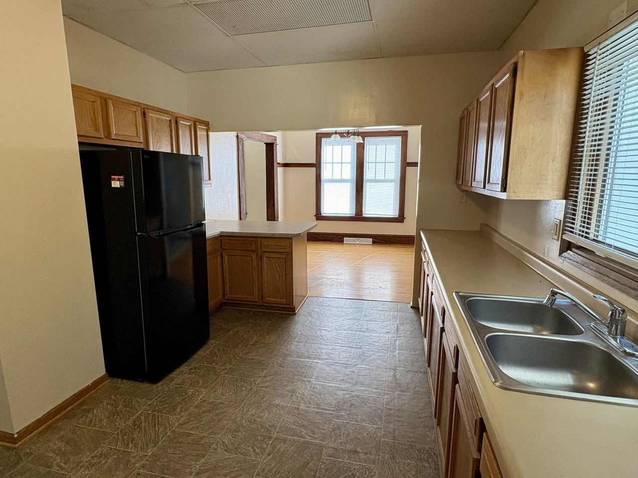 5700 Camden Ave N #1 - Photo 4 of 30