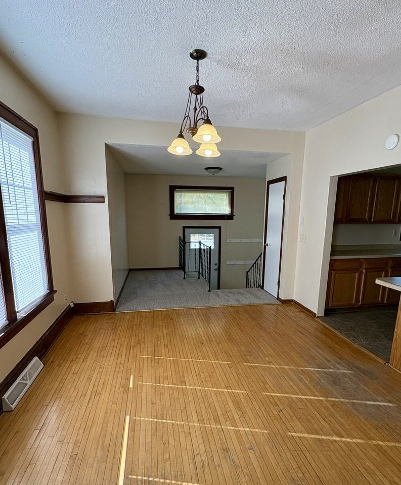 5700 Camden Ave N #1 - Photo 5 of 30