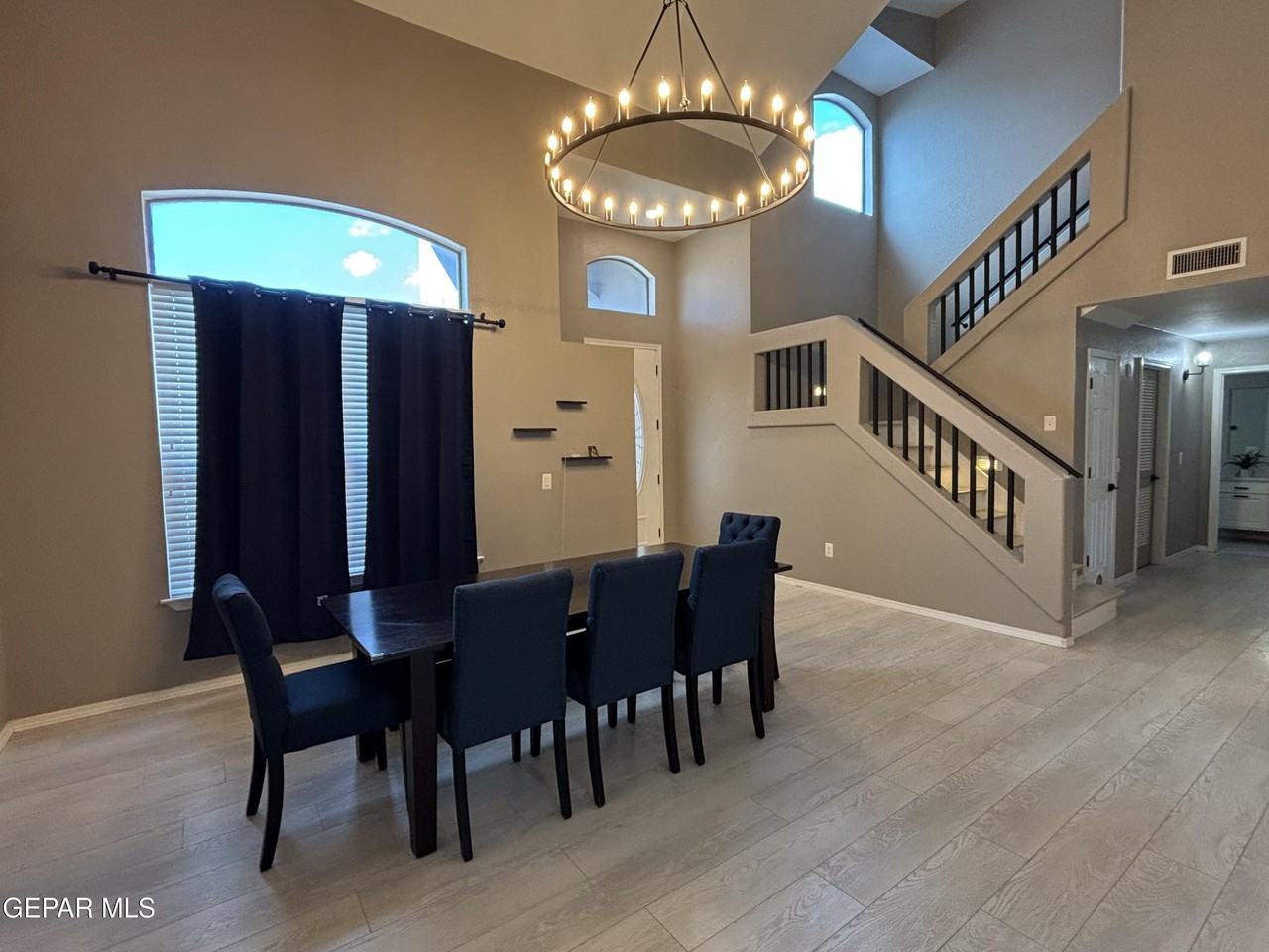 6408 Franklin Gate Dr - Photo 3 of 29