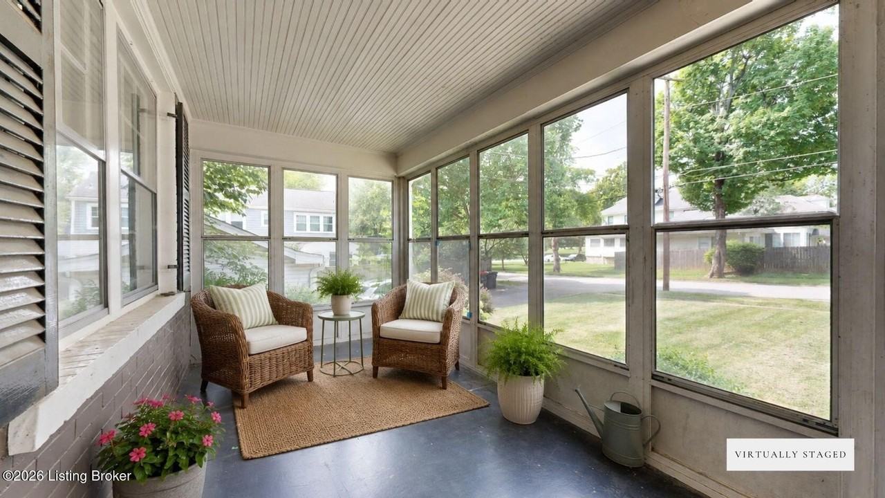 299 Winton Ave - Photo 2 of 34