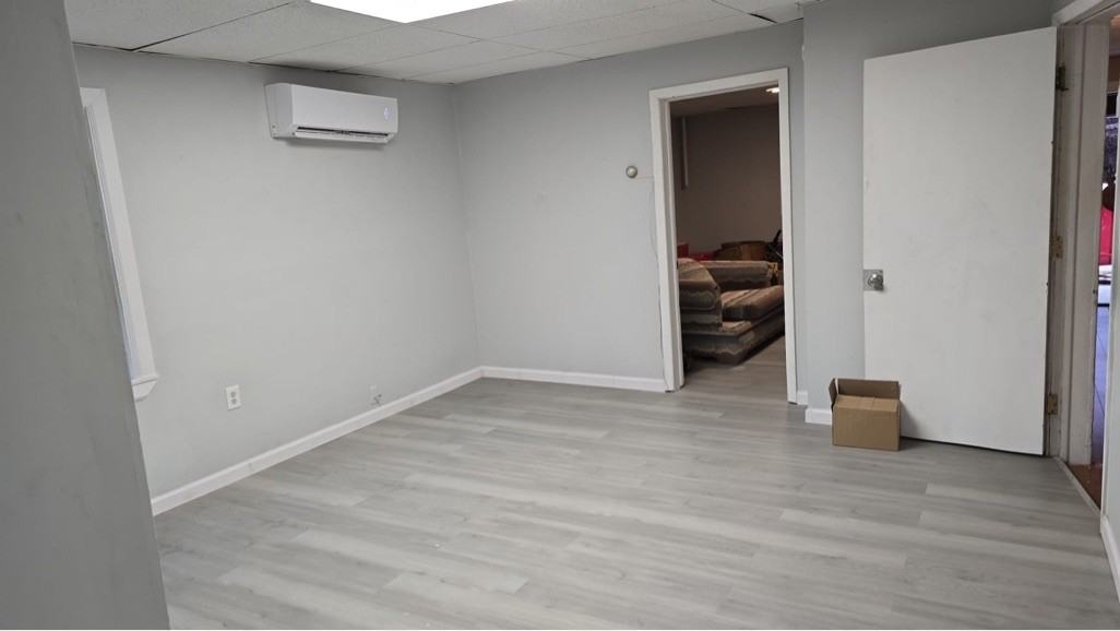 36 Mill St #1 - Photo 4 of 6