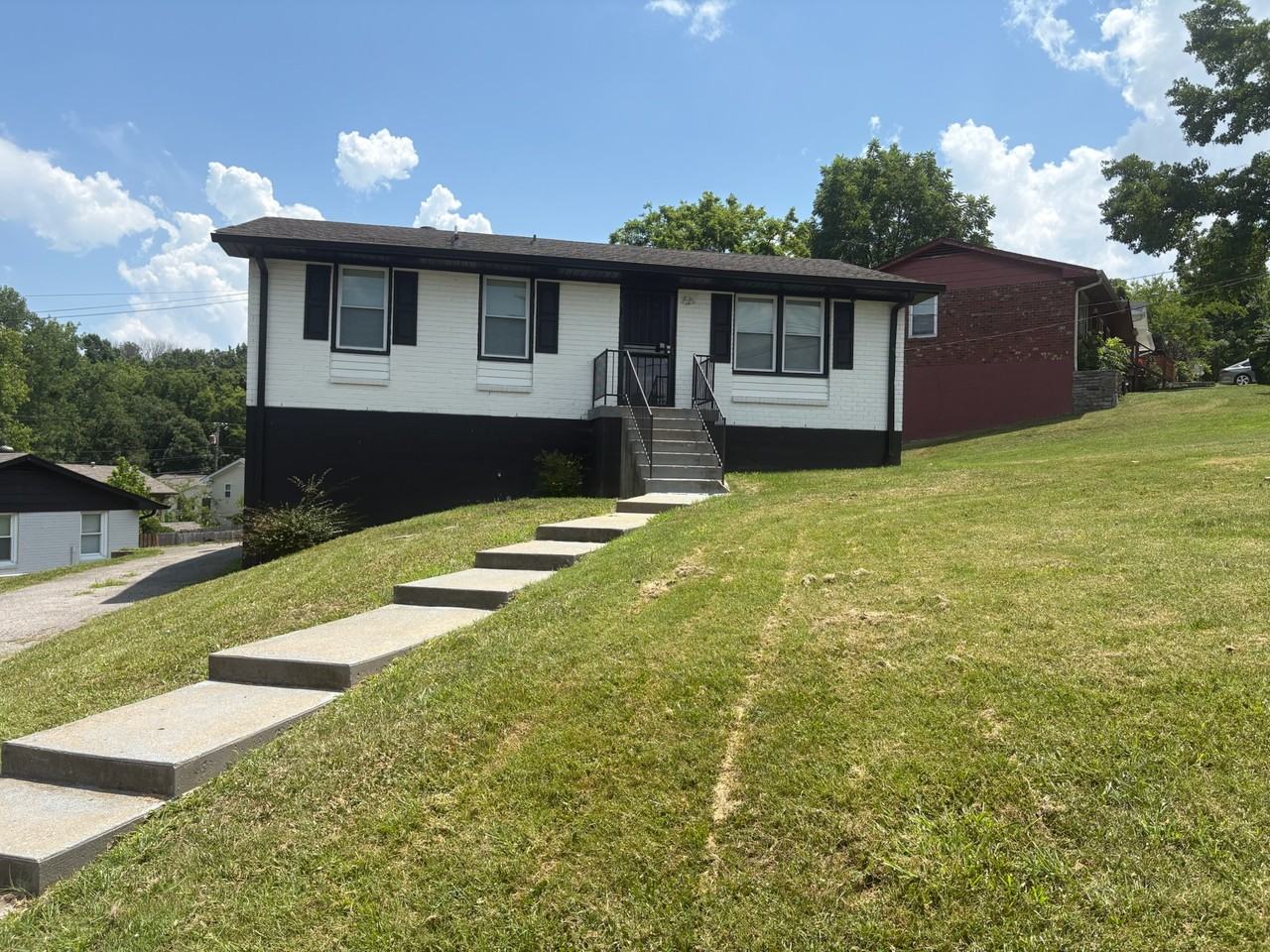 2641 Combs Dr #1 - Photo 2 of 20