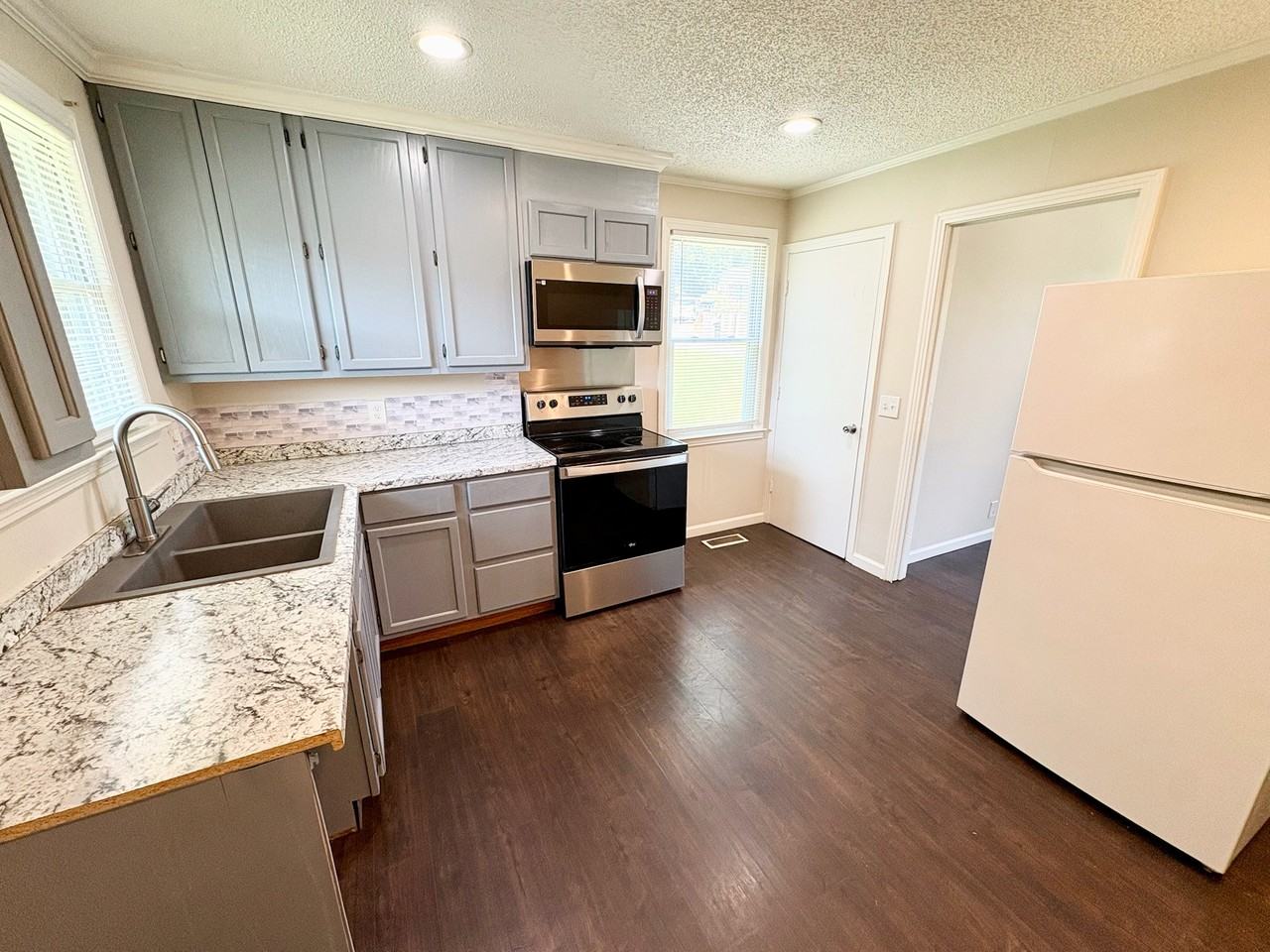 2641 Combs Dr #1 - Photo 5 of 20