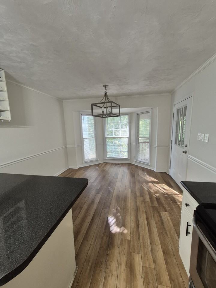 162 N Springs Ct #1 - Photo 4 of 11