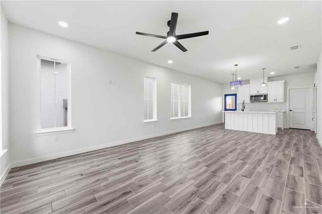 3221 Juan Castillo Avenue - Photo 2 of 12