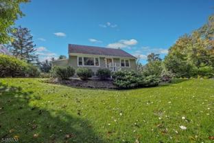 33 Abbott Rd - Photo 1 of 1