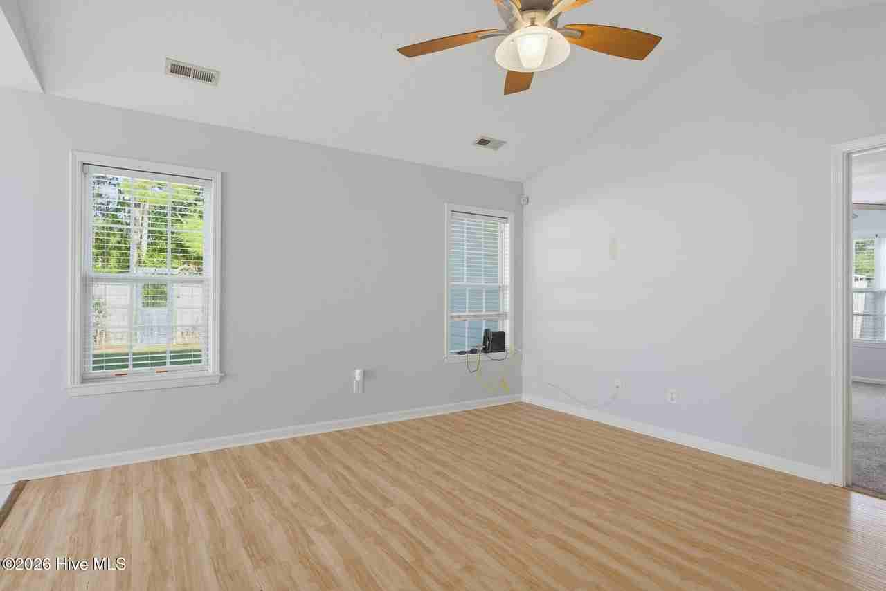 110 Belvedere Dr - Photo 6 of 31