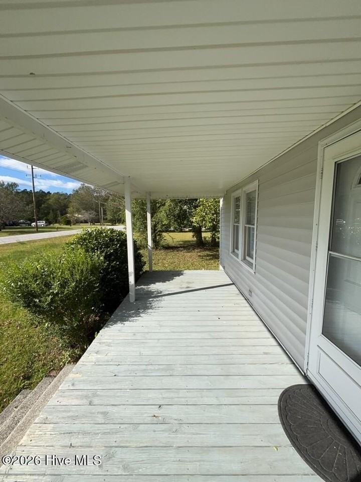 1524 Belgrade Swansboro Rd - Photo 2 of 12