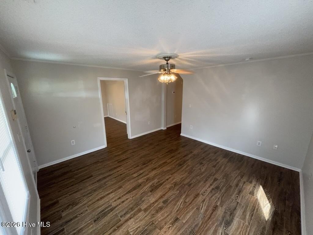 1524 Belgrade Swansboro Rd - Photo 4 of 12