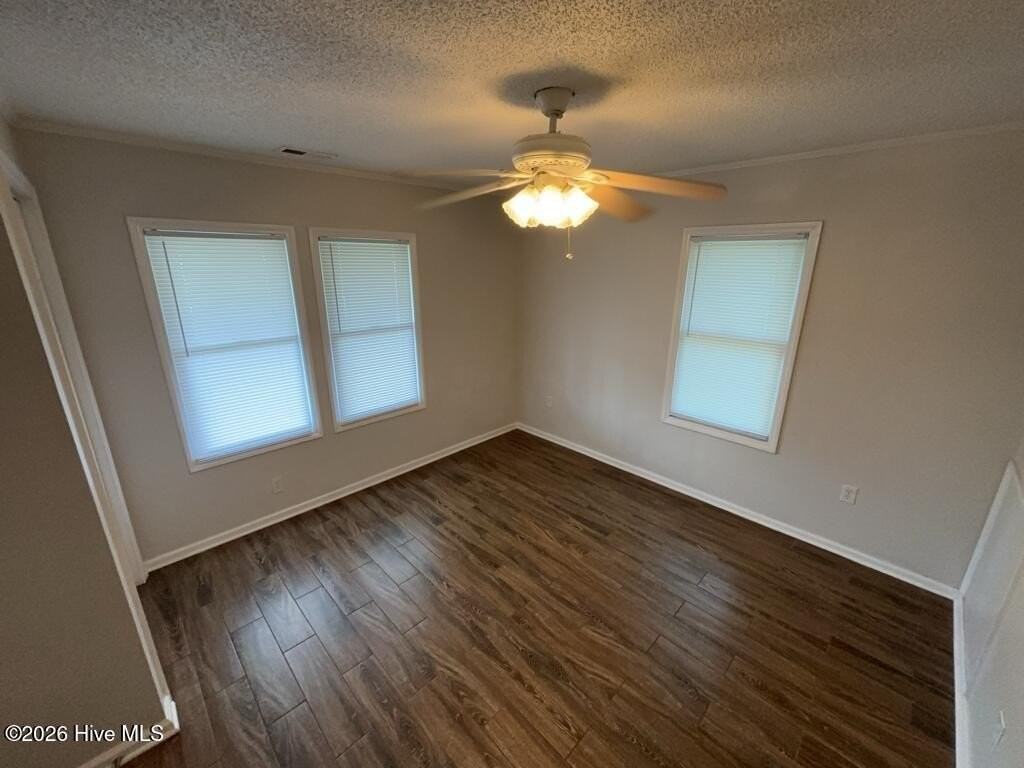 1524 Belgrade Swansboro Rd - Photo 7 of 12