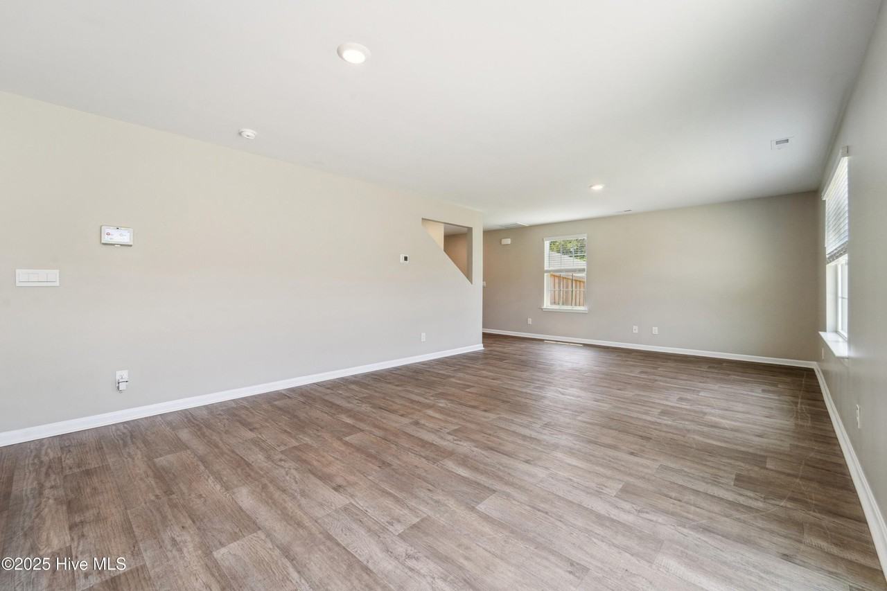 1140 Carteret Manor Dr - Photo 4 of 22
