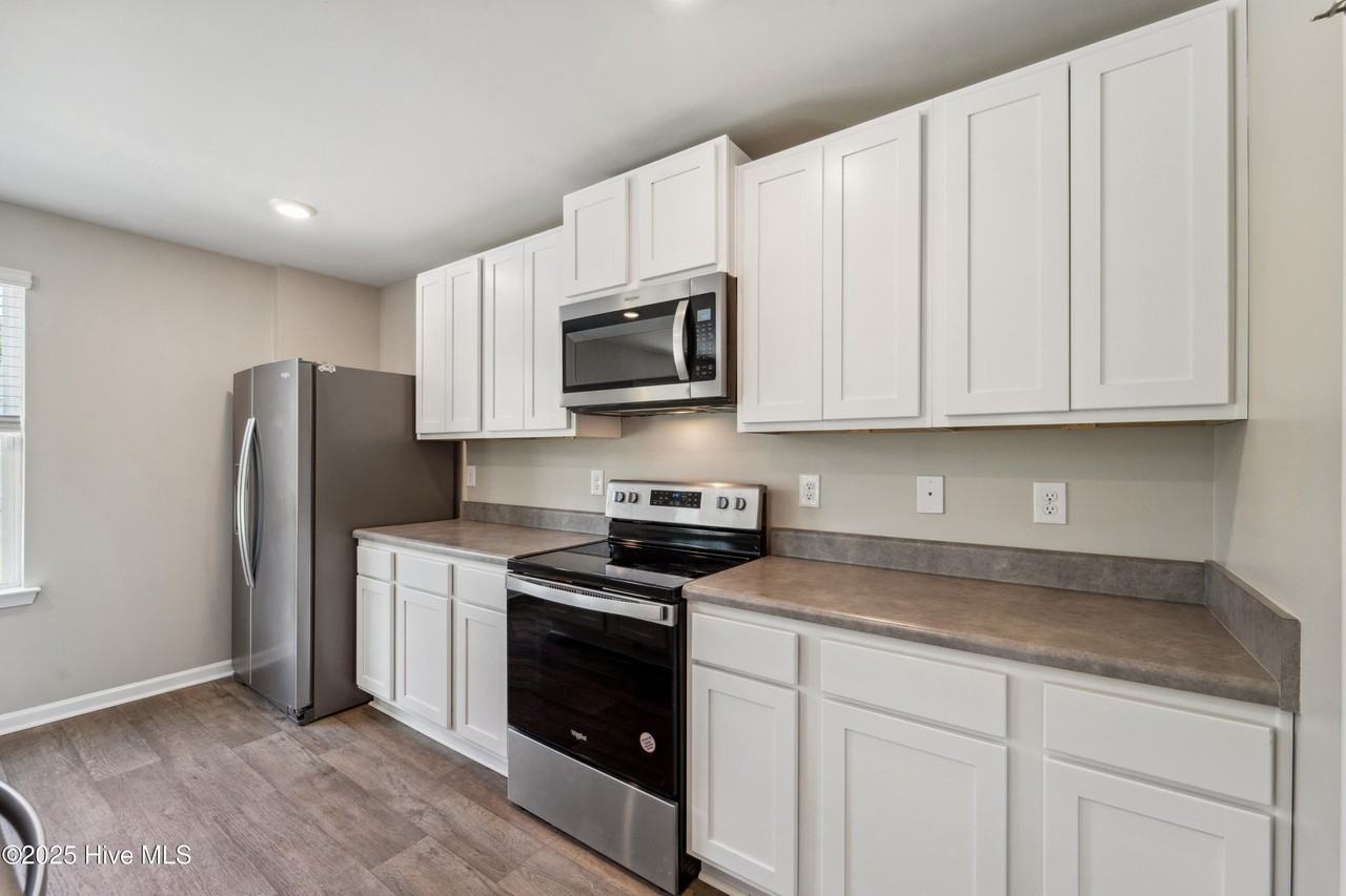 1140 Carteret Manor Dr - Photo 7 of 22
