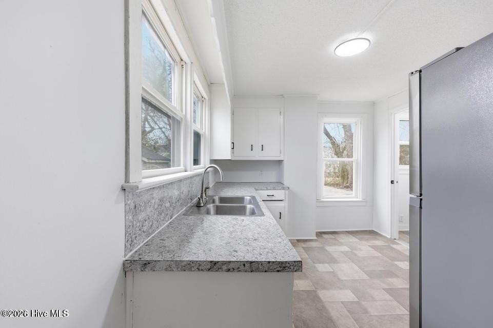 200 Queen St - Photo 7 of 15