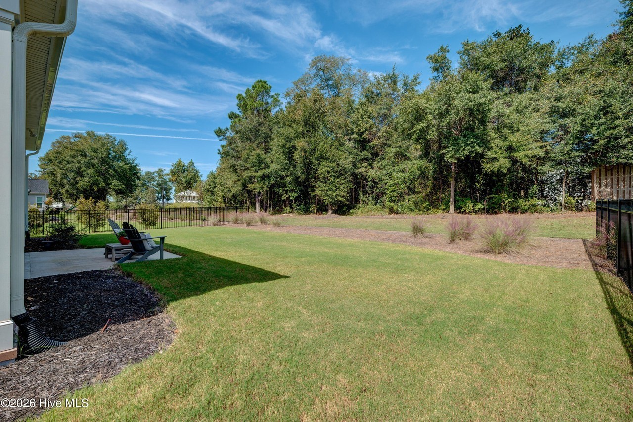 1121 Rockhill Rd - Photo 7 of 50