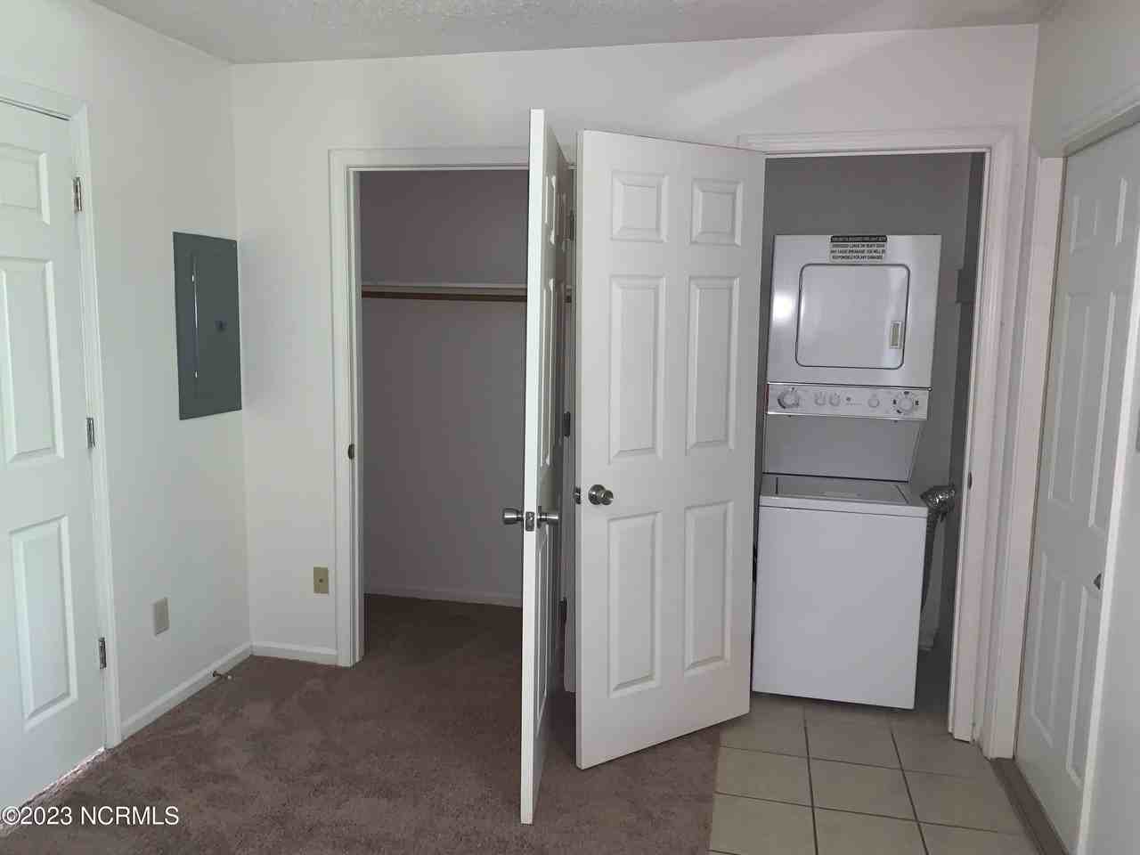 109 Easy St - Photo 4 of 8