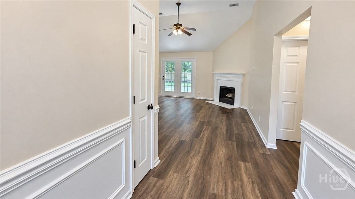 12 Ashwood Ct - Photo 3 of 44