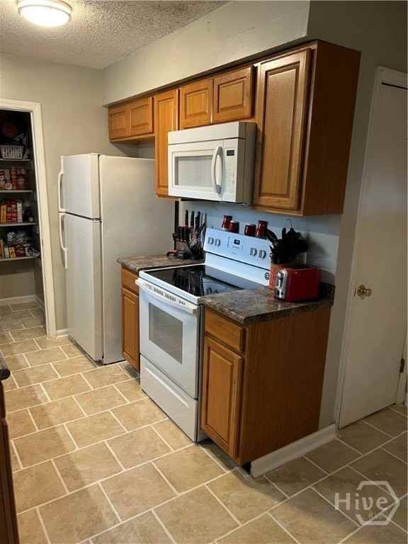 1201 Roberts Way - Photo 6 of 20