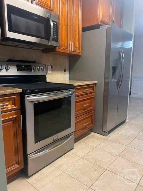 402 Macdonald St - Photo 5 of 20