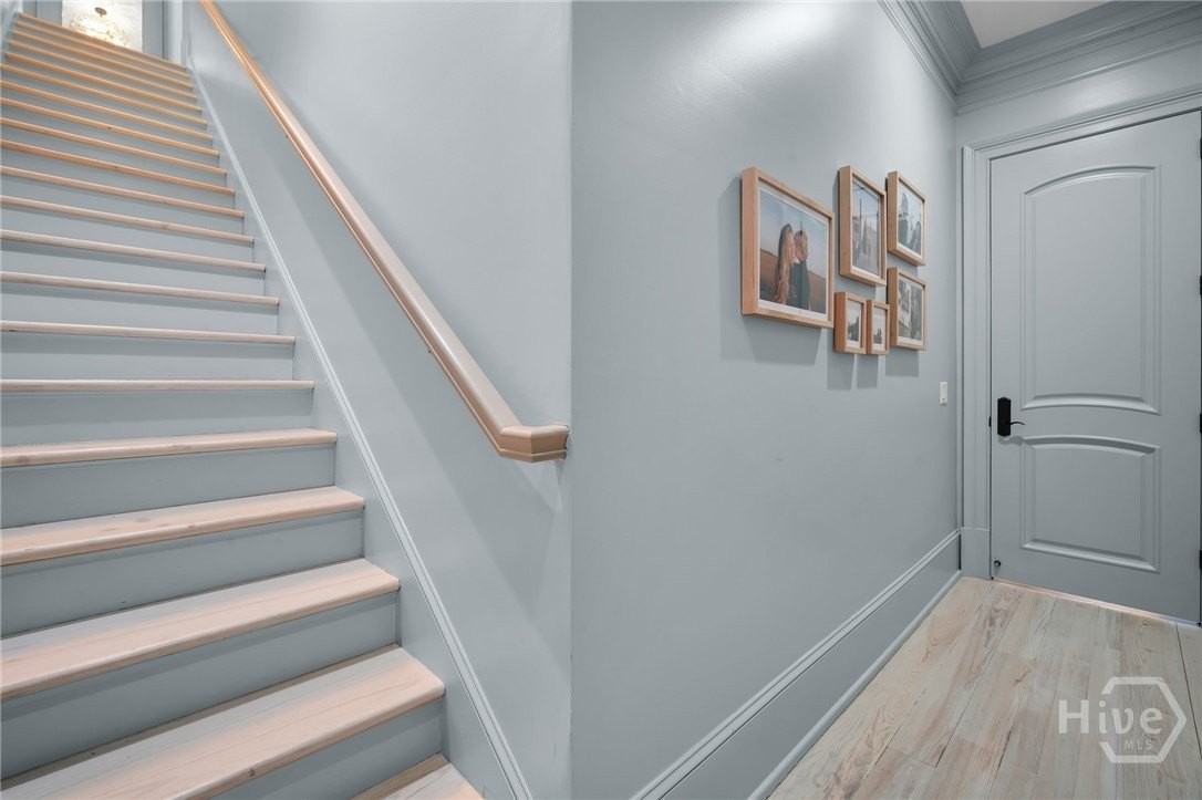 160 Oatland Island Rd #B - Photo 6 of 39