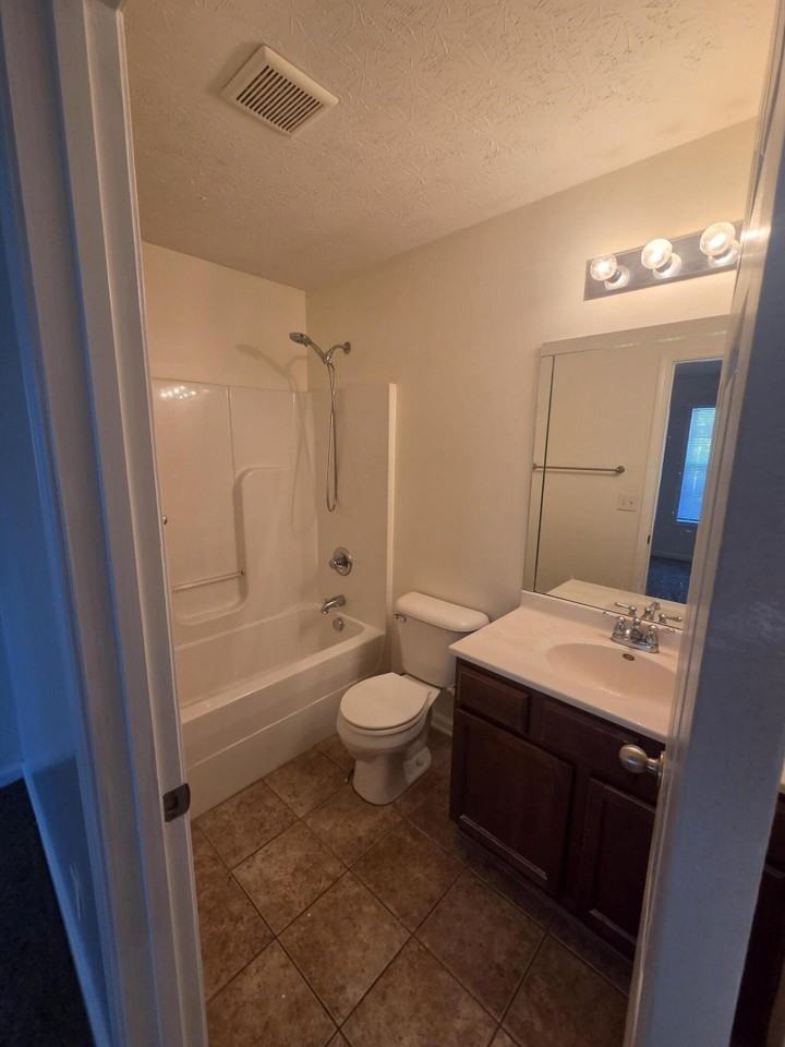 516 Lucille Dr - Photo 5 of 14