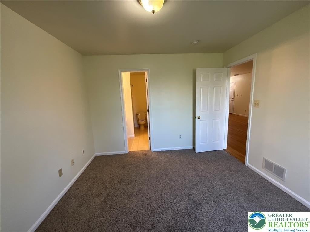 5350 Russell Ct #8 - Photo 7 of 12