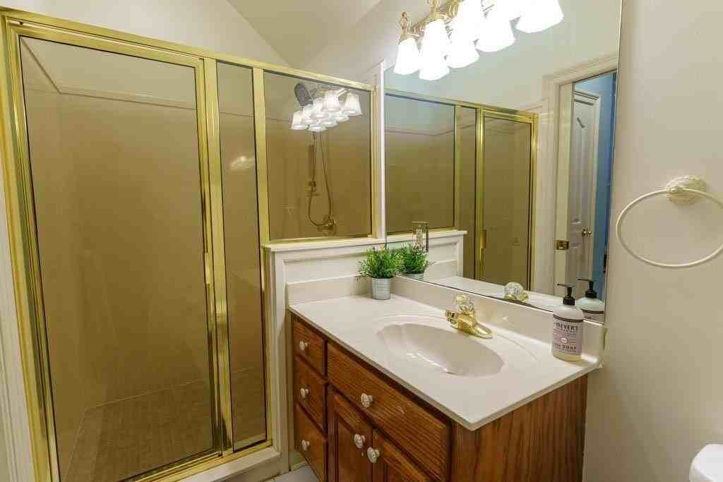 734 Gable Ln - Photo 5 of 7