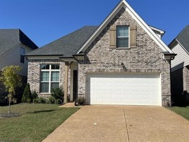 445 Maple St - Photo 1 of 1