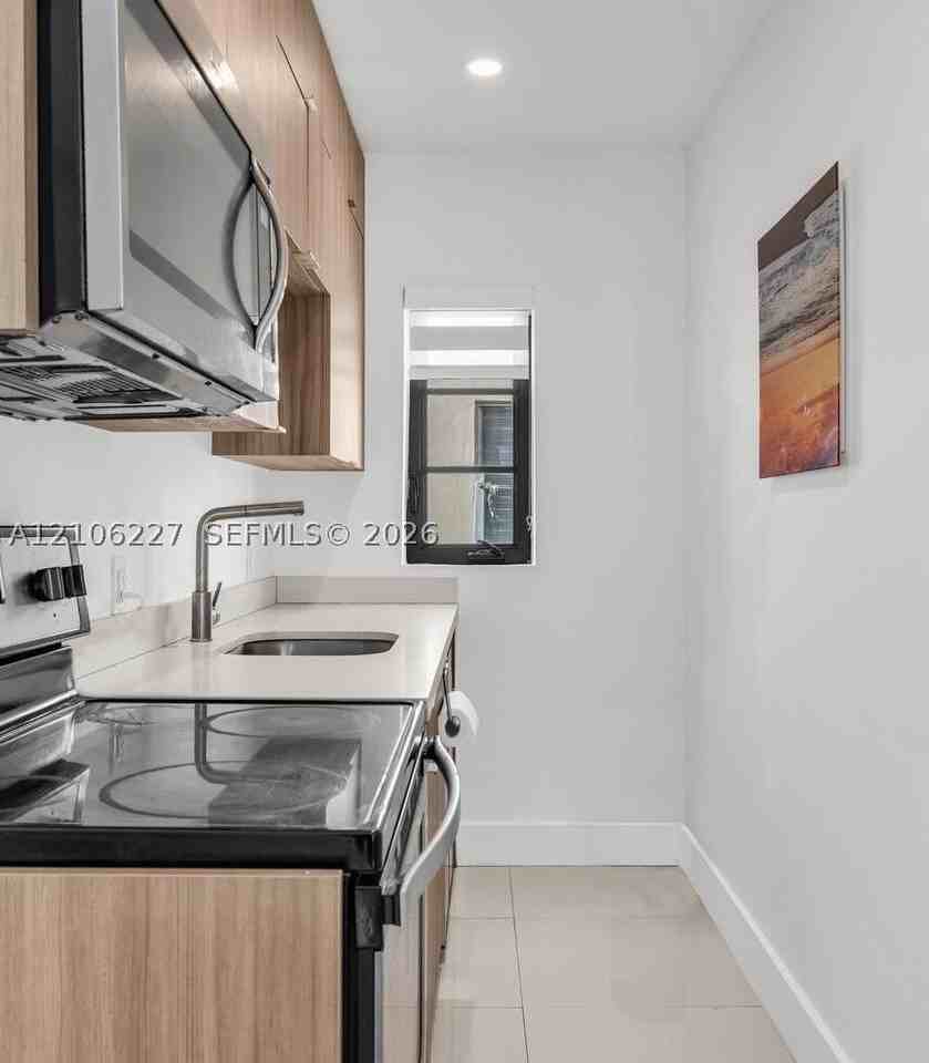 7910 Byron Ave #3 - Photo 6 of 14