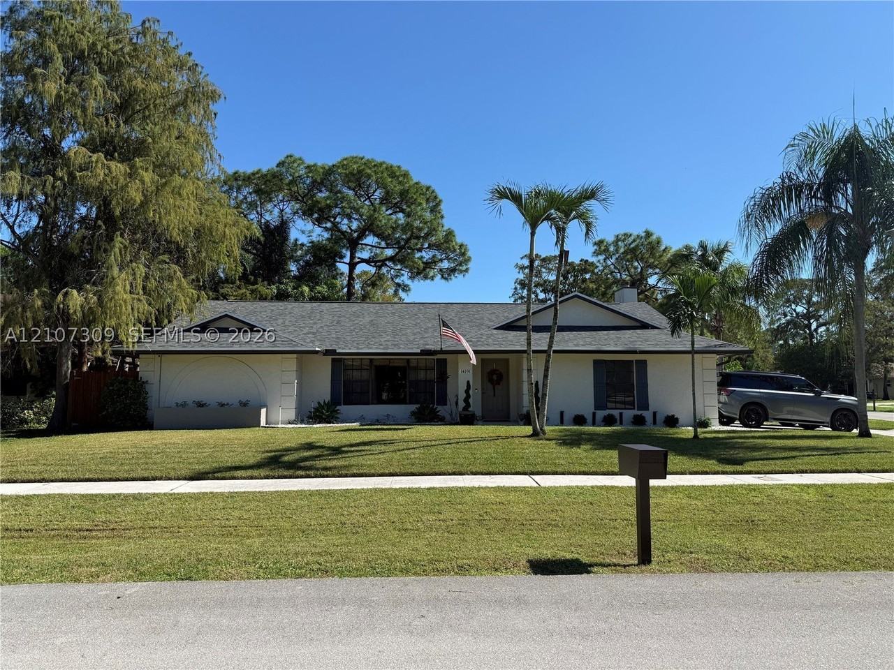 14191 Snowberry Dr - Photo 2 of 22