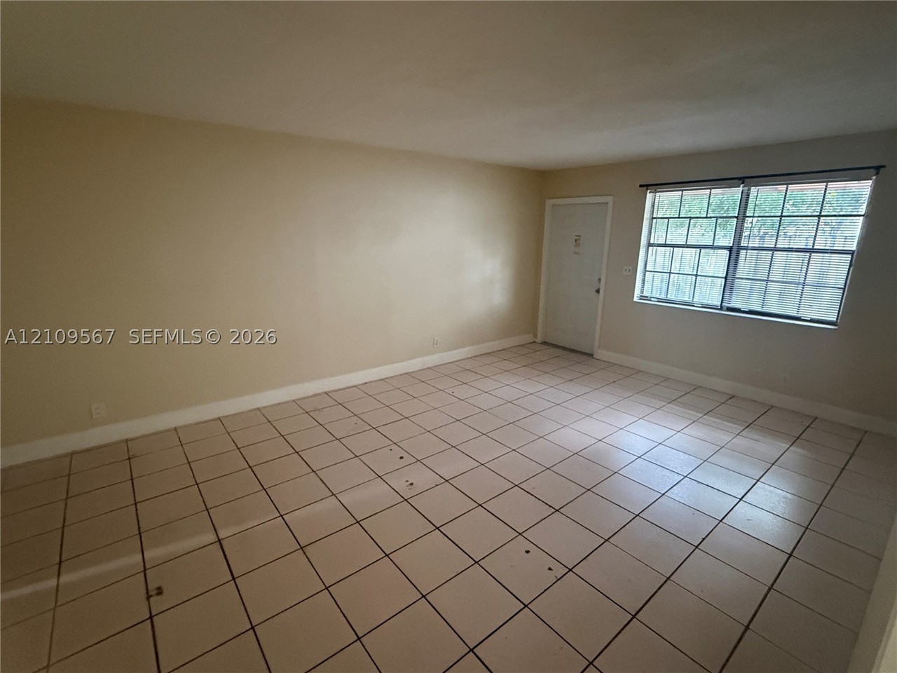 1132 Ne 5th Ave #1 - Photo 6 of 15