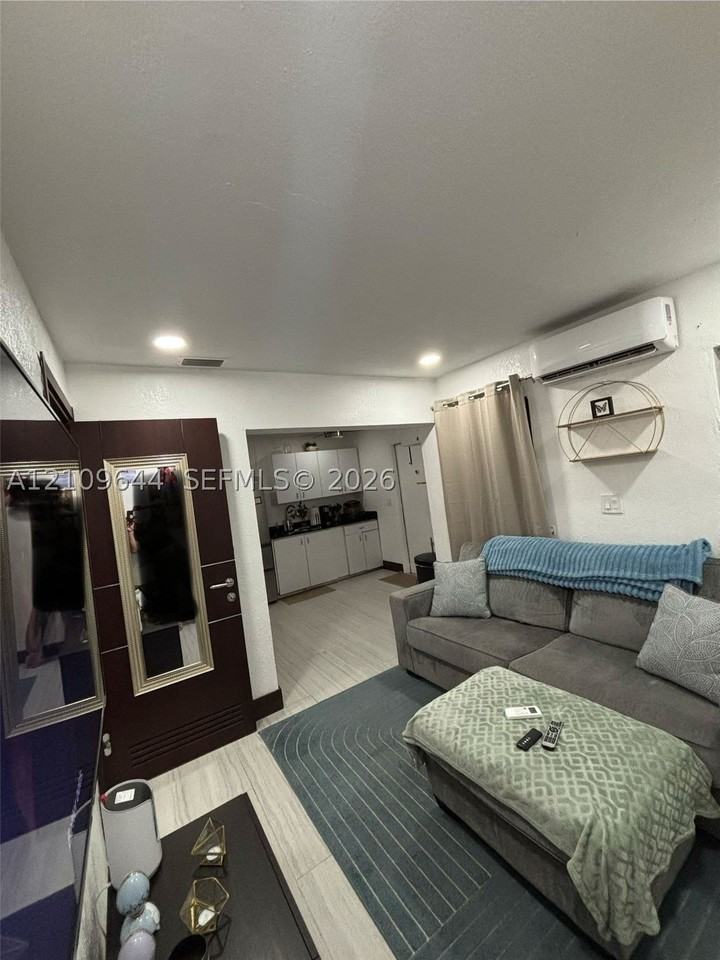 1881 Sw 42nd Ter #2 - Photo 3 of 9