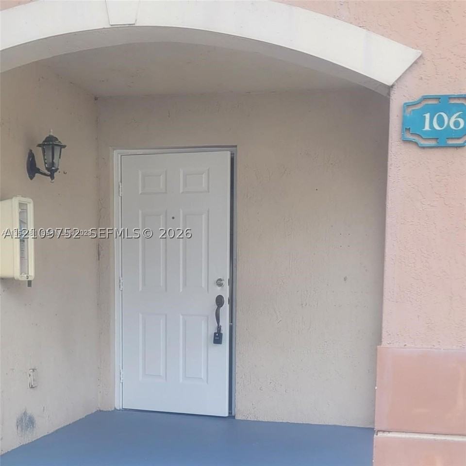 1260 Se 31st Ct #106-34 - Photo 2 of 13