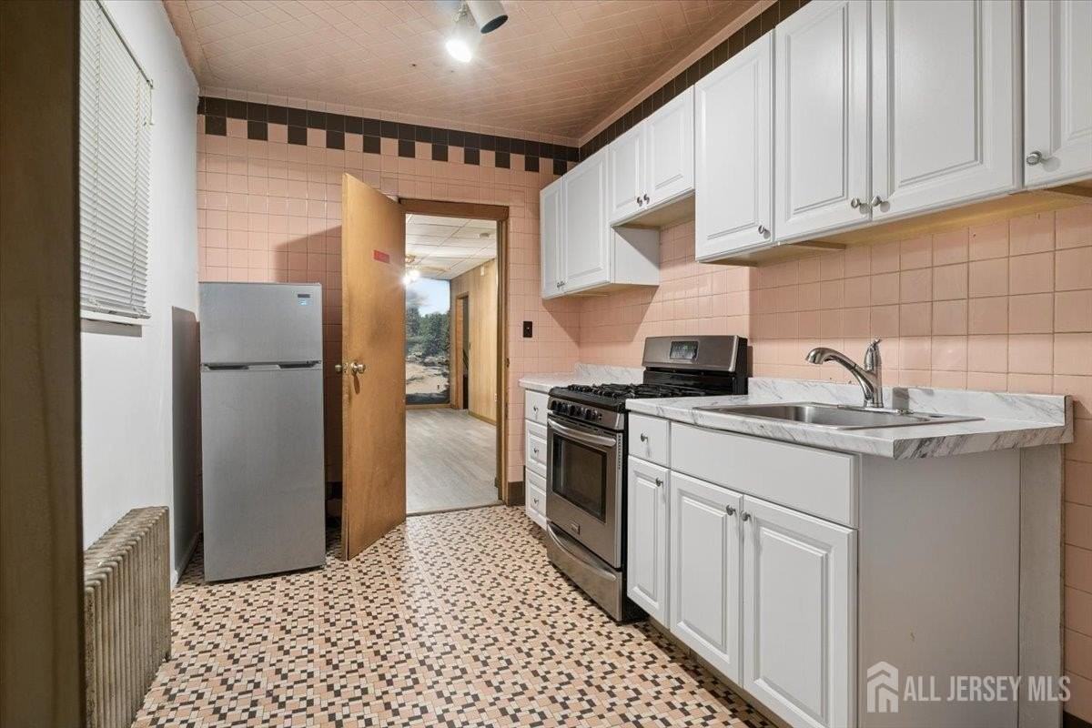 531 New Brunswick Ave #1 - Photo 4 of 11