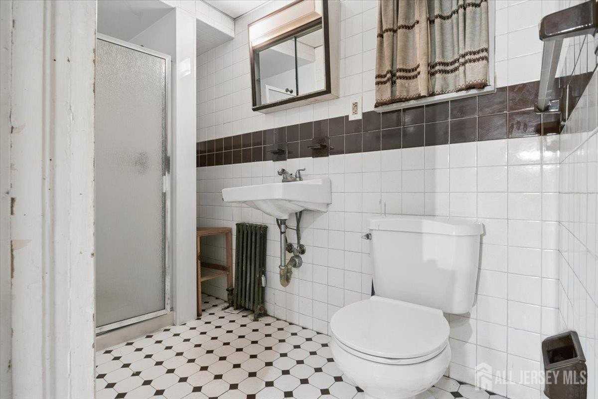 531 New Brunswick Ave #1 - Photo 6 of 11