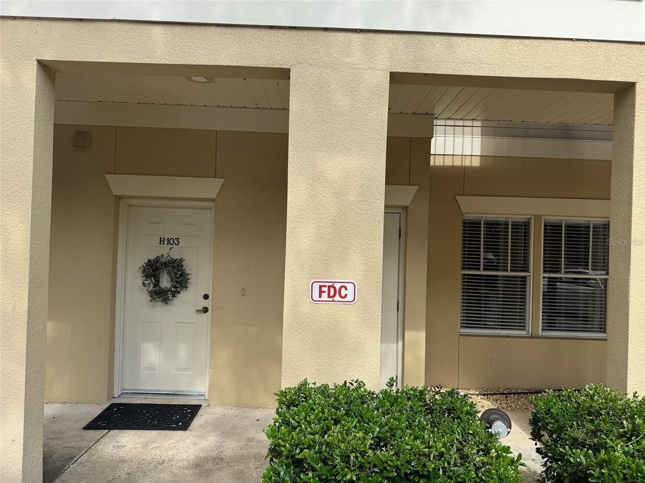 5025 Sw 91st Ct #H103 - Photo 2 of 18