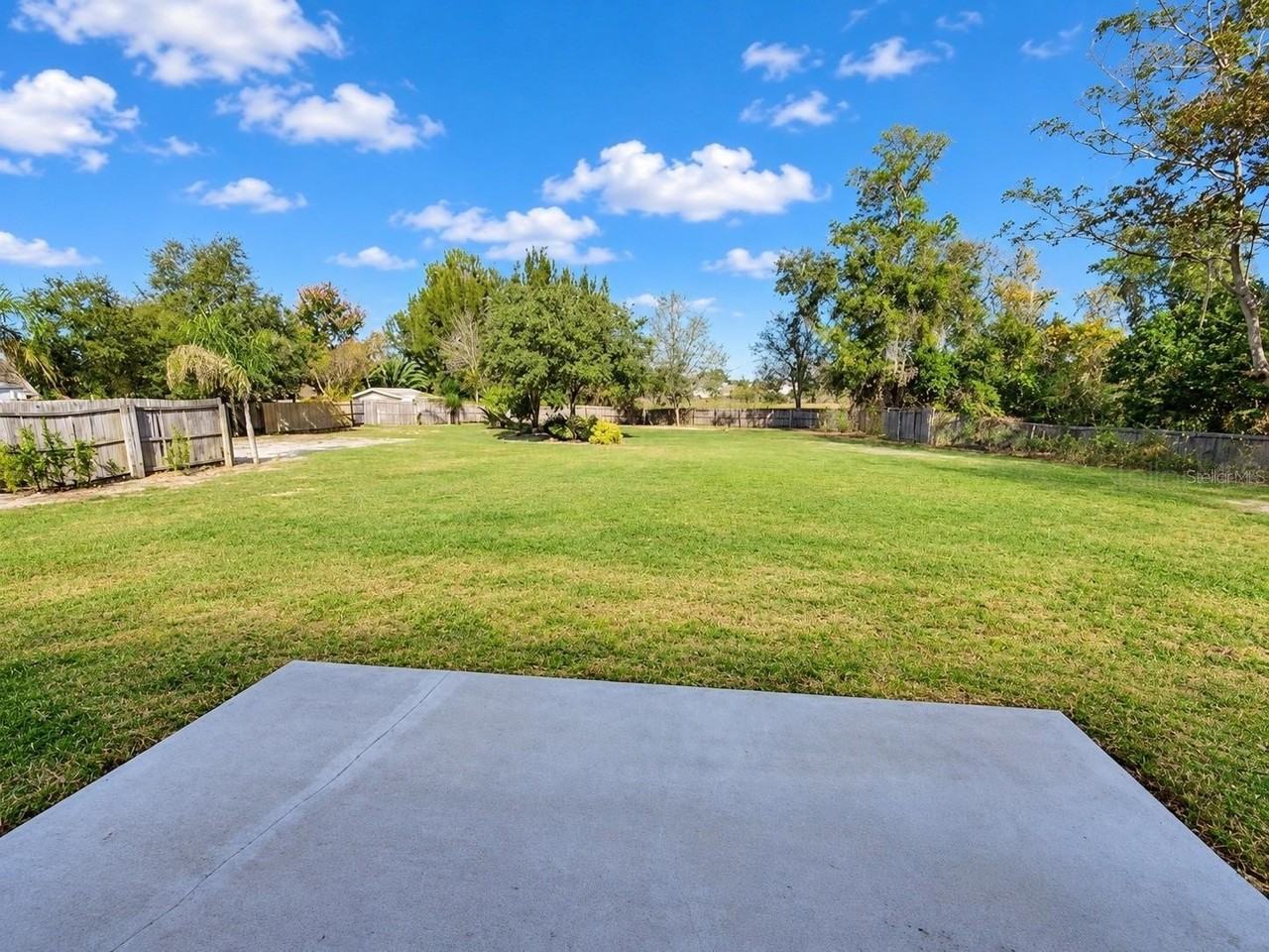 11635 Fairmont Ave - Photo 6 of 7