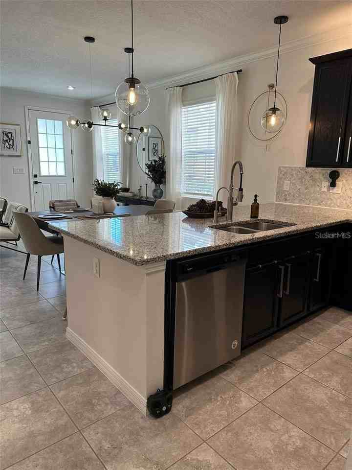 2433 Varenna Loop - Photo 2 of 23