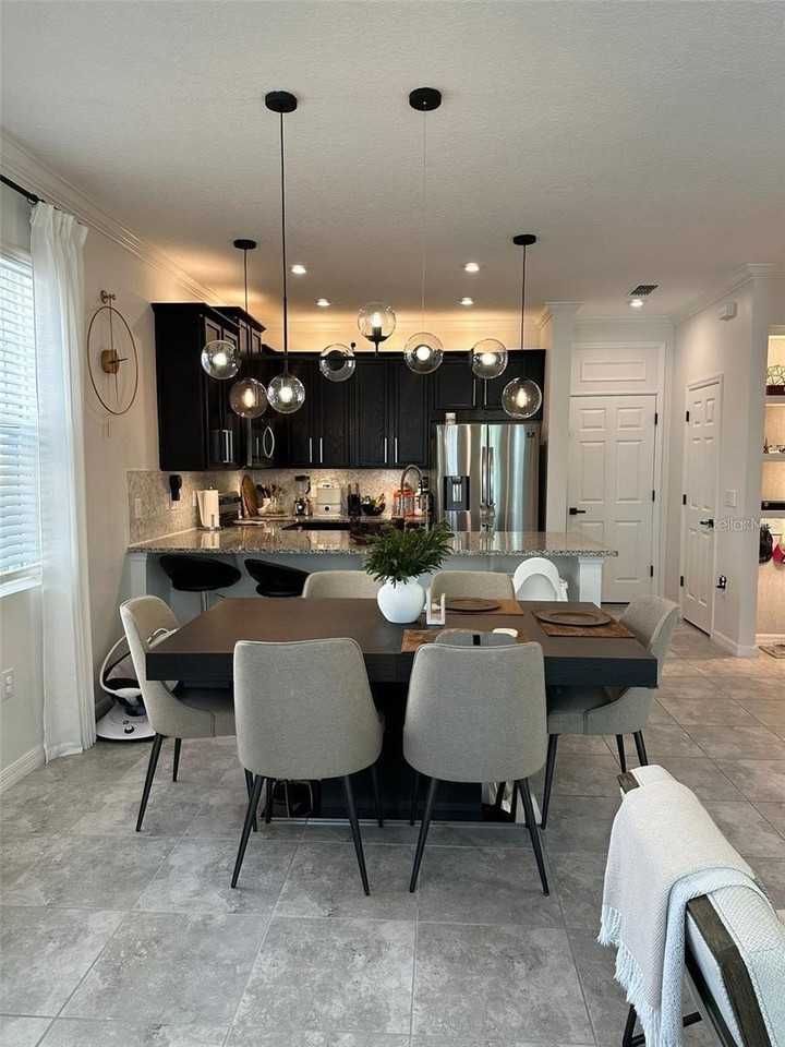 2433 Varenna Loop - Photo 3 of 23