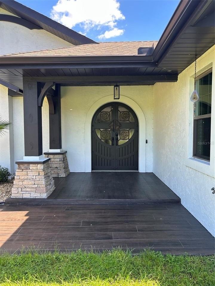 2381 Nw 100th Ave - Photo 4 of 50