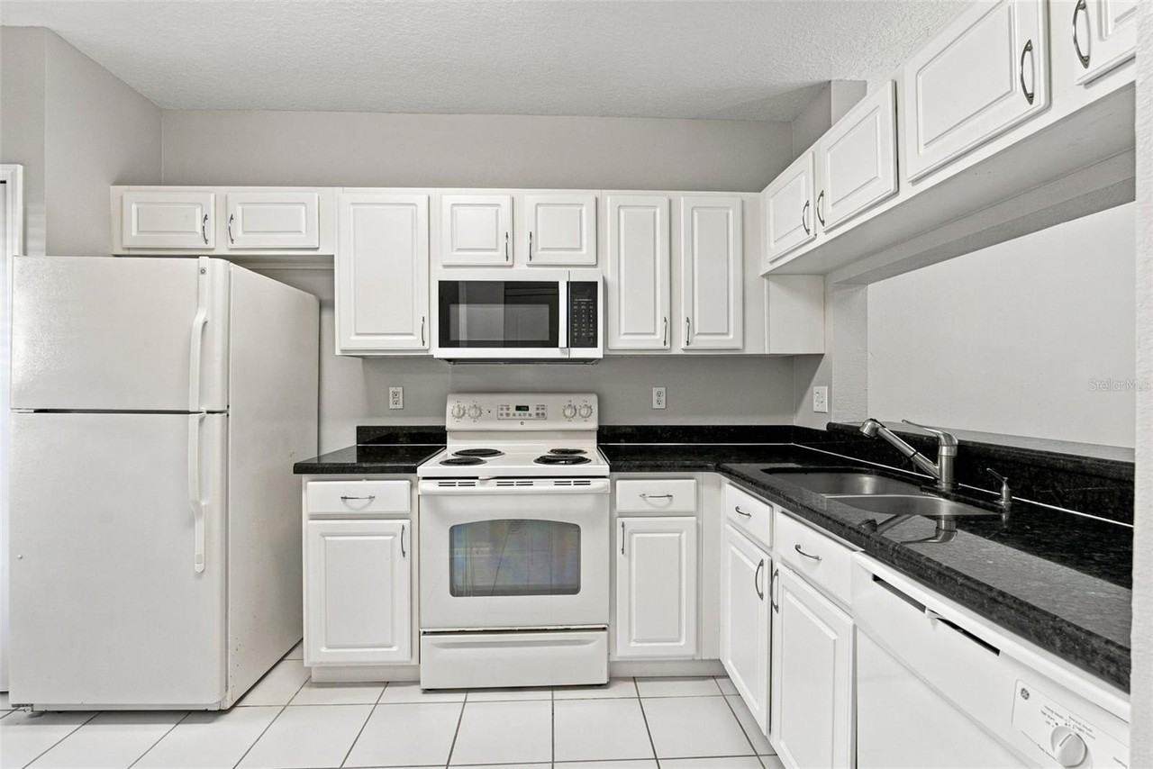 1150 Kennewick Ct #1150 - Photo 6 of 40