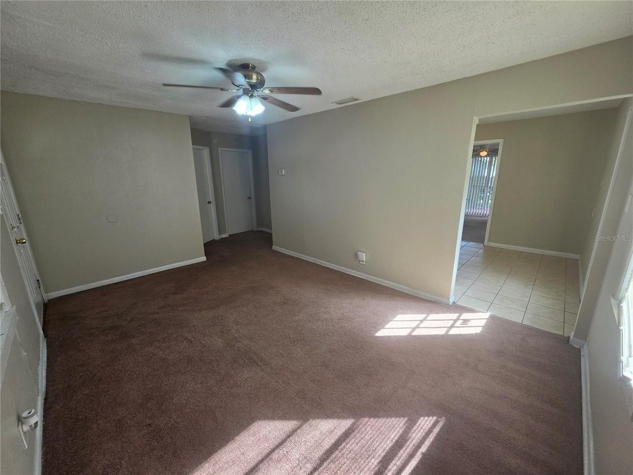 1512 W Comanche Ave - Photo 5 of 20