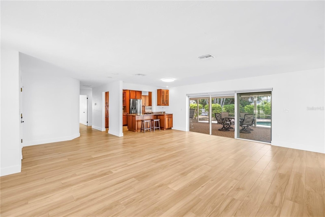 290 Monte Cristo Blvd - Photo 7 of 50