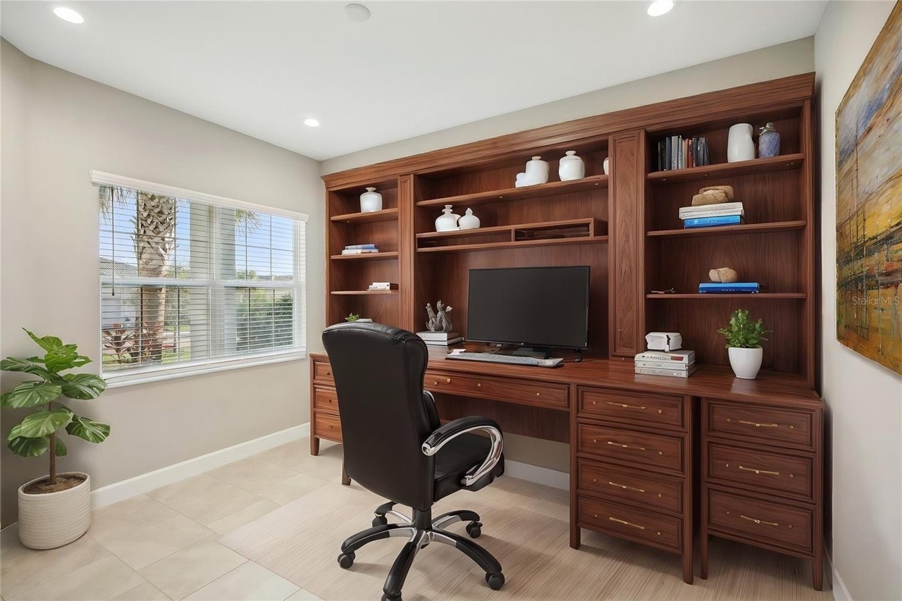 4838 Sevilla Shores Dr - Photo 4 of 16