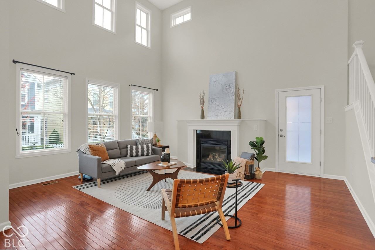 2065 Rhettsbury St - Photo 6 of 30